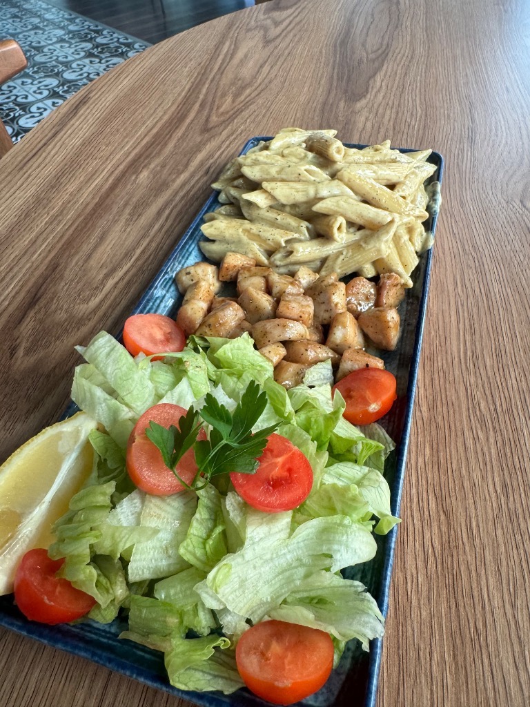 Kremalı Tavuklu makarna Makarna